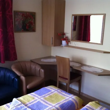 فندق مبيت وإفطار Gaestehaus Aigmueller باد شيلاباك